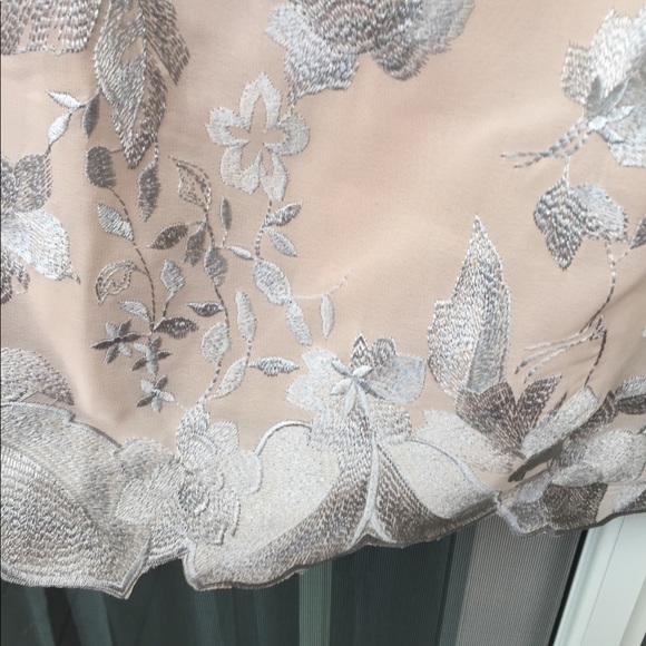 Embroidered Mini Sheath Dress with Bell Sleeves - Picture 4 of 7